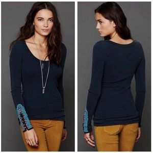 Free People Fiesta Cuff Long Sleeve Thermal Waffle Knit Navy Blue Shirt Sz XS